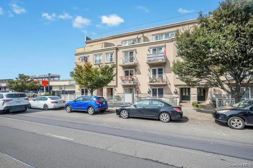 10314 Rockaway Beach BLVD #2B, Rockaway Park, NY 11694