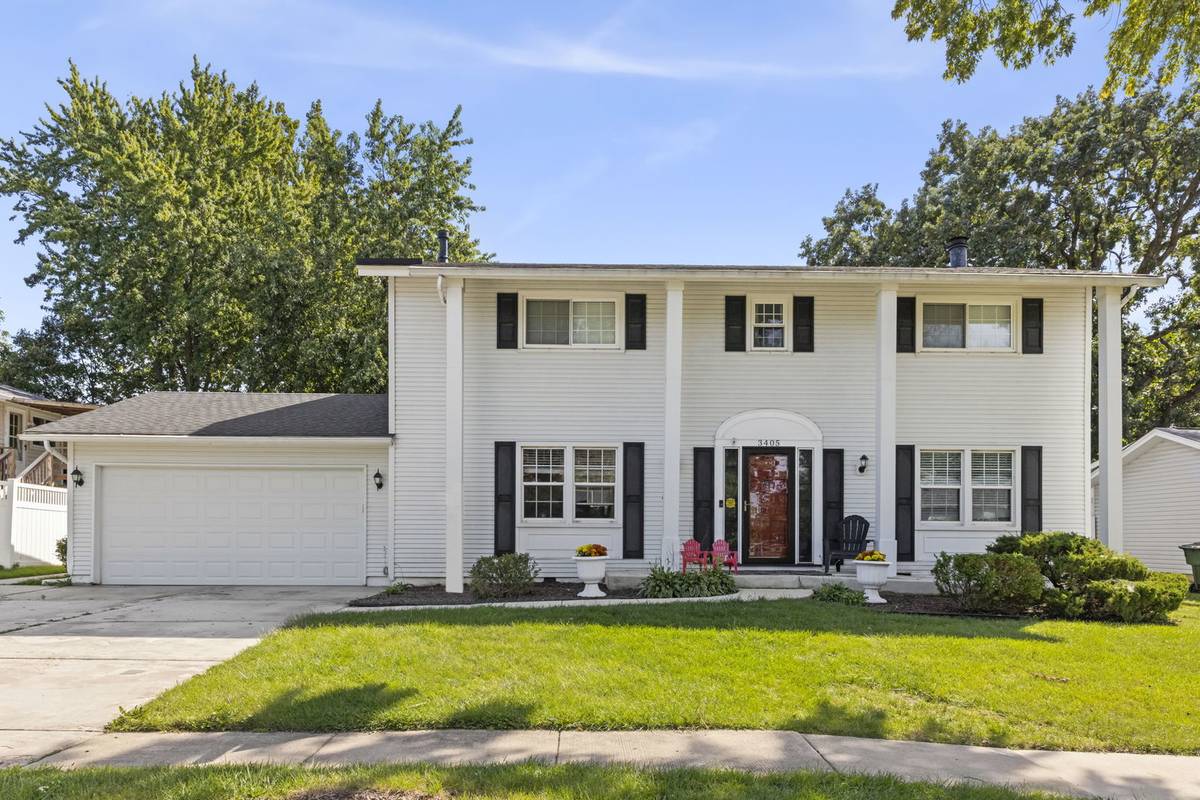 3405 Woodridge DR, Woodridge, IL 60517