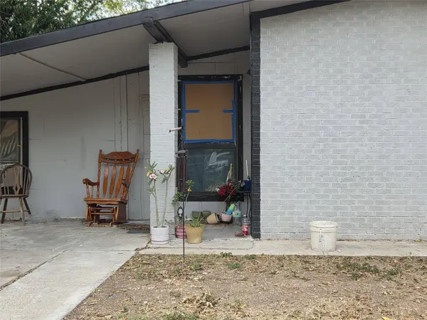 703 Rosewood ST, Lockhart, TX 78644