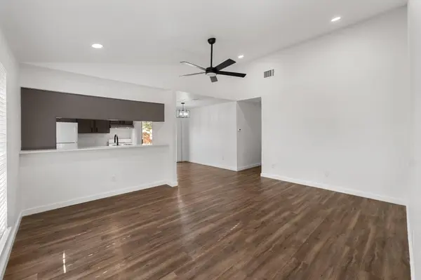 7600 Woodstone CV #A, Austin, TX 78749