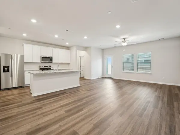 135 Calcite RD #1, Kyle, TX 78640