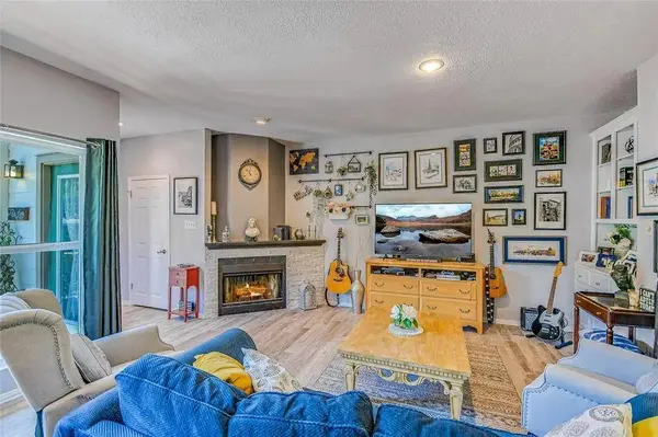 6600 Valleyside RD #B8, Austin, TX 78731