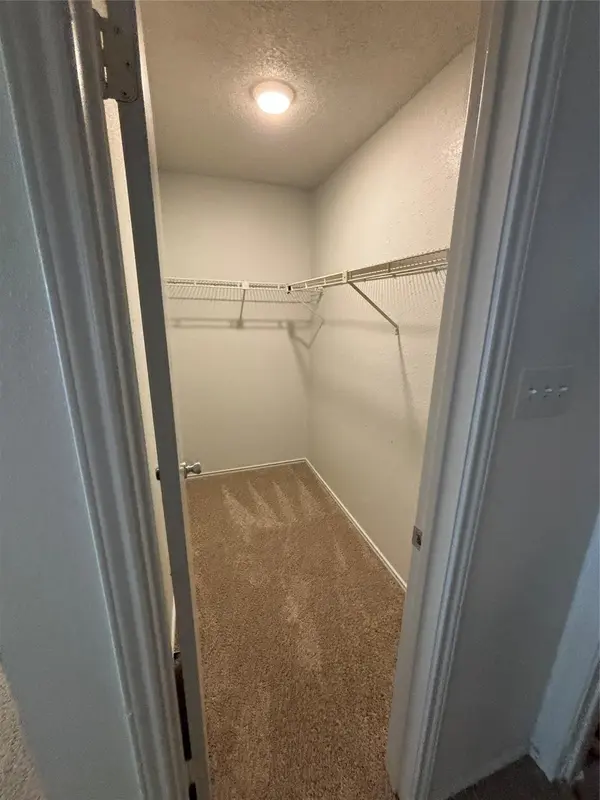 2033 REDWING WAY, Round Rock, TX 78664