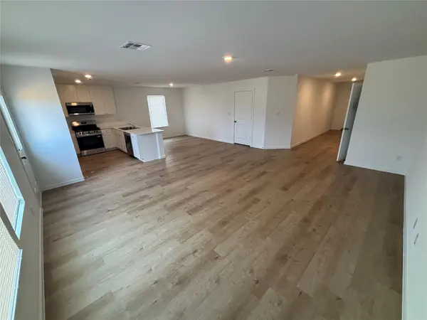 137 Spotbill CT, Uhland, TX 78640