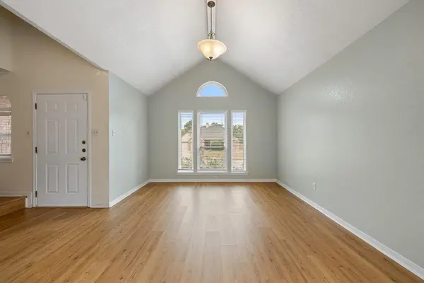 2004 Rose CIR, Harker Heights, TX 76548