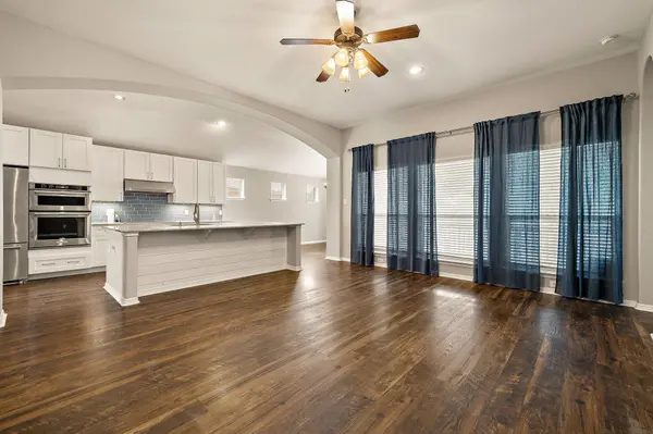 1003 Herrera CT, Hutto, TX 78634