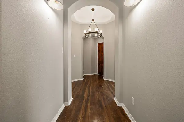 1003 Herrera CT, Hutto, TX 78634