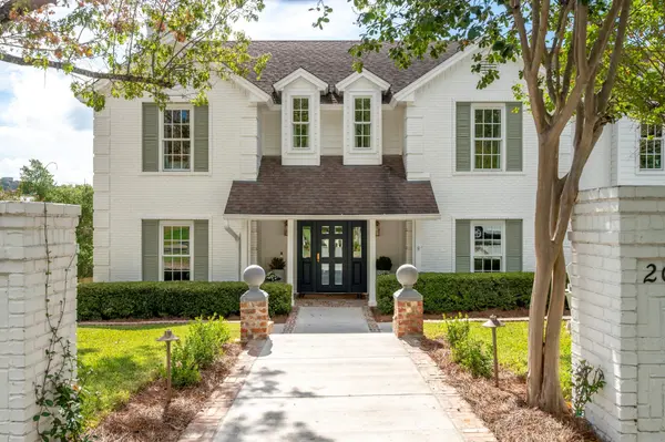 2009 Port Royal DR, Austin, TX 78746