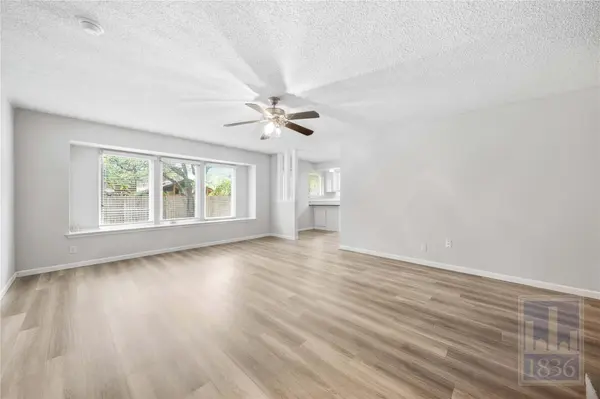 11611 Big TRL, Austin, TX 78759