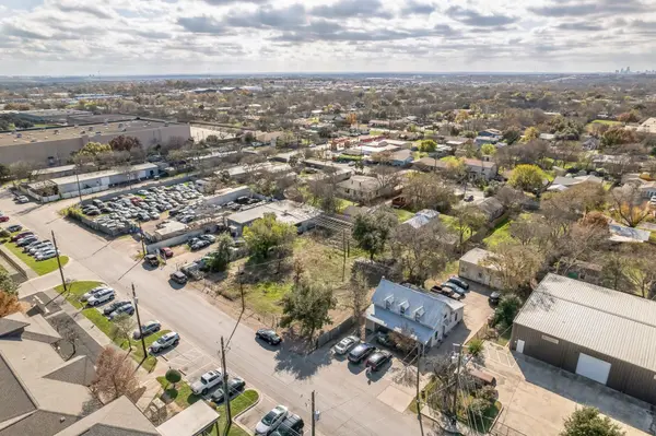 301 & 303 Ferguson DR, Austin, TX 78753