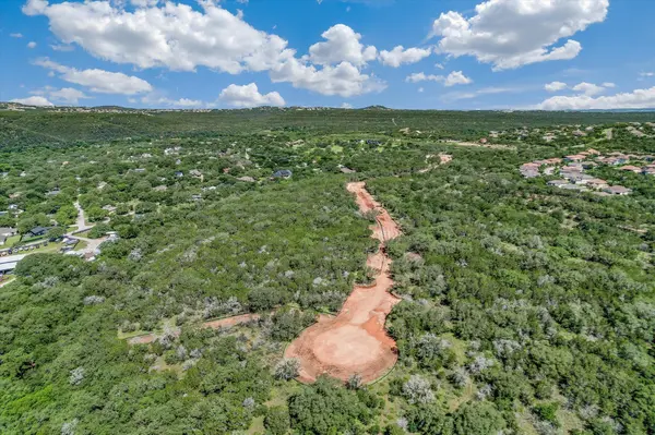 905 Quinlan Park RD S, Austin, TX 78732