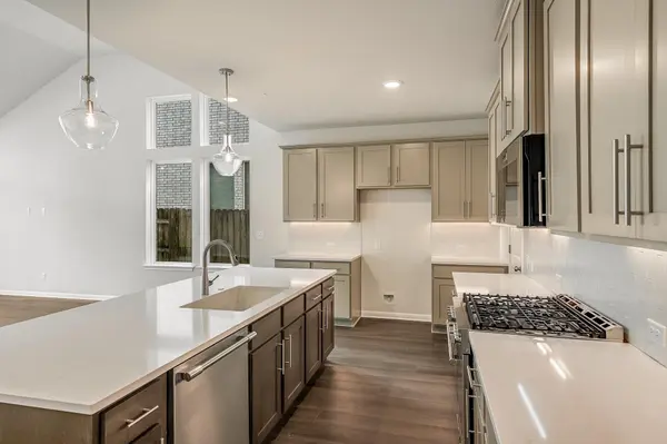 171 Smithsonian LN, Kyle, TX 78640