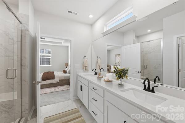 1015 Garfield RD, Sherrills Ford, NC 28673