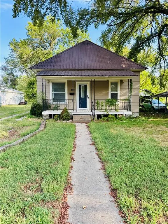 407 E 22nd ST, Pittsburg, KS 66762