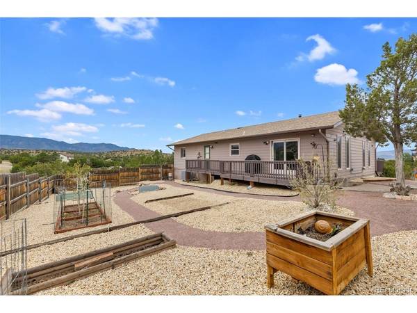 108 Yucca, Florence, CO 81226