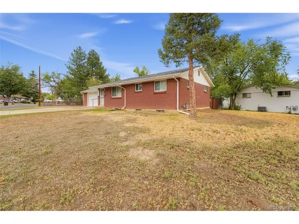 6738 Pierce, Arvada, CO 80003