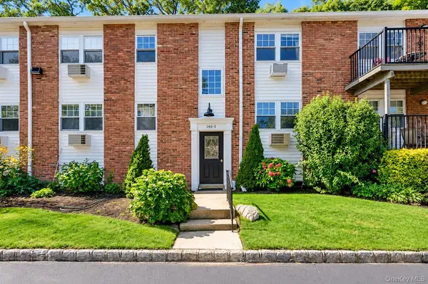 140 Church ST #3C, Kings Park, NY 11754