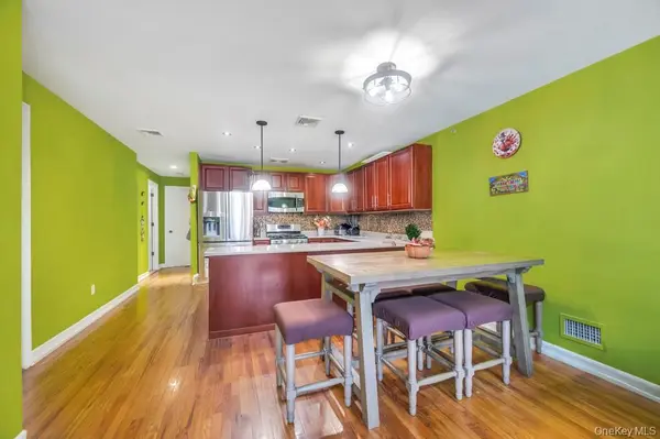 10314 Rockaway Beach BLVD #2B, Rockaway Park, NY 11694