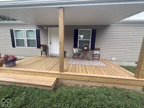 460 N Owens ST, Westport, IN 47283