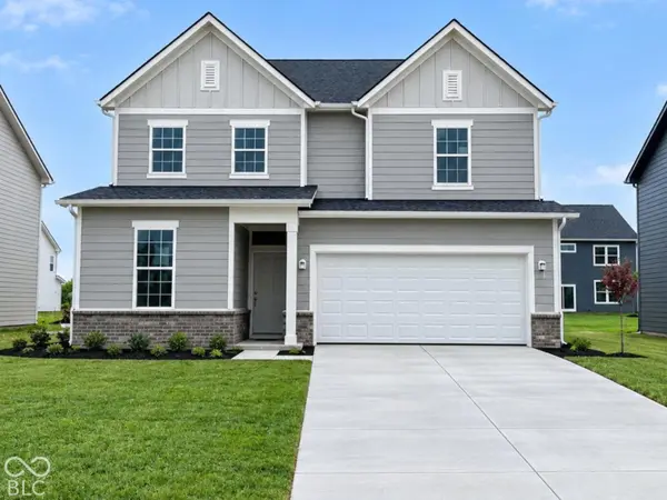 7852 Harmony DR, Avon, IN 46123