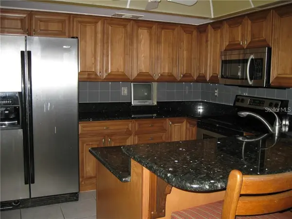 6002 7TH AVE W #6002, Bradenton, FL 34209