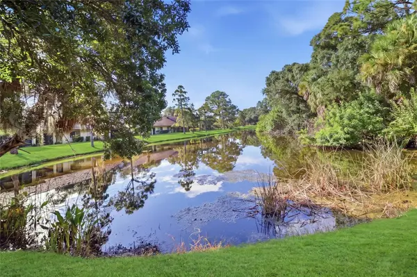 3266 SANDLEHEATH #51, Sarasota, FL 34235
