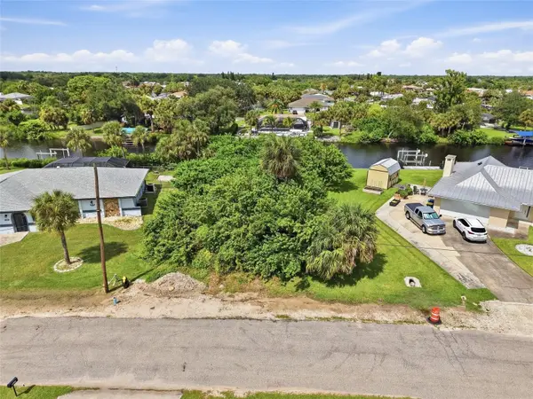 4598 HERMAN CIR, Port Charlotte, FL 33948