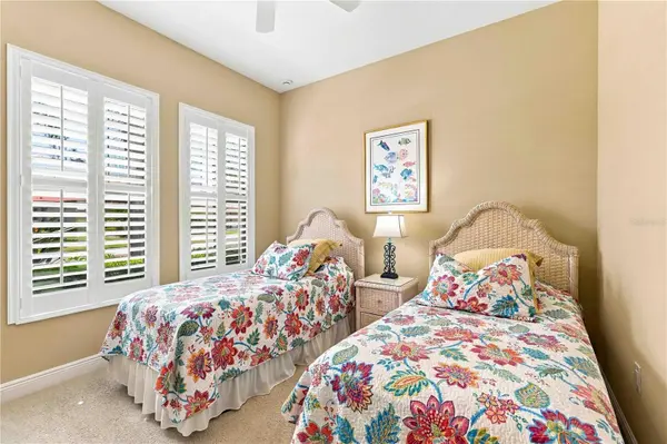 23739 WAVERLY CIR, Venice, FL 34293