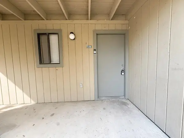 75 SE 16TH AVE #A103, Gainesville, FL 32601