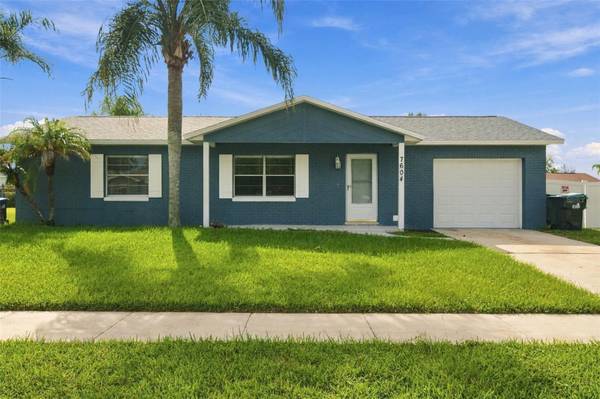 7604 AUTUMN PINES DR, Orlando, FL 32822
