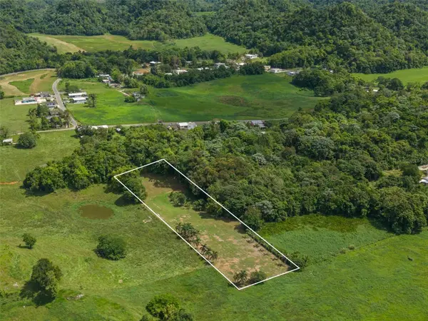 628 SECTOR MONTAÑA, Sabana Hoyos, PR 00688