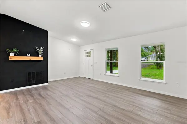231 CHESTNUT AVE, Orange City, FL 32763