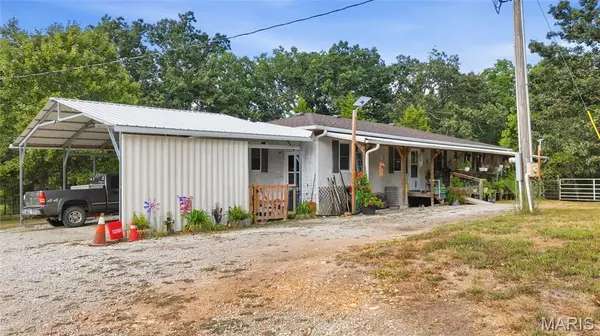 1804 Bluebird RD, Cabool, MO 65689