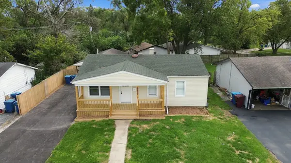 2402 E Sauk TRL, Sauk Village, IL 60411