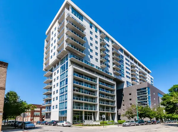 910 W Huron ST #802, Chicago, IL 60642