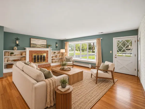 207 Tully PL, Prospect Heights, IL 60070
