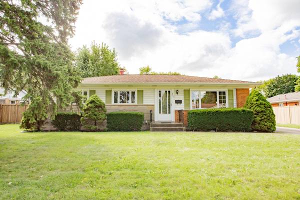 255 W Walnut AVE, Des Plaines, IL 60016