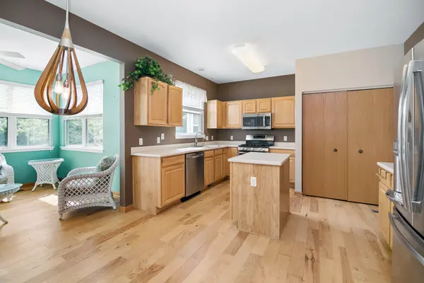 1561 W Cadillac CIR, Romeoville, IL 60446