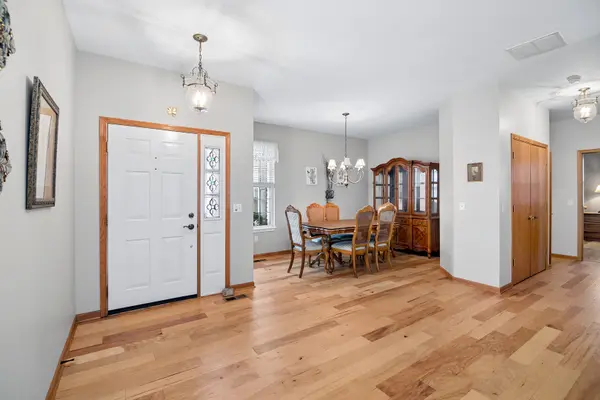 1561 W Cadillac CIR, Romeoville, IL 60446