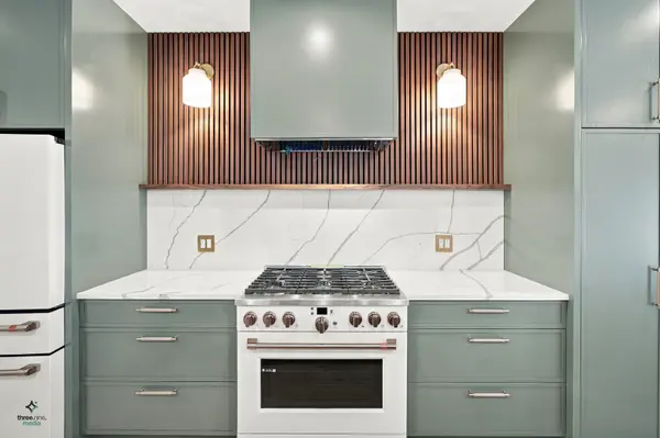 3116 N Western AVE #2, Chicago, IL 60618
