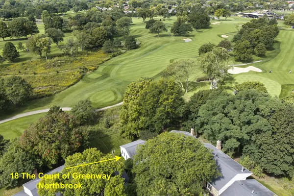 18 The Court Of Greenway CT, Northbrook, IL 60062