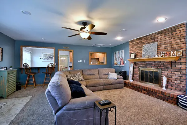 20W581 Glen CT, Lombard, IL 60148