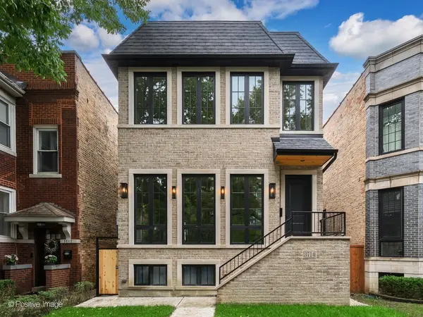 3714 N Claremont AVE, Chicago, IL 60618