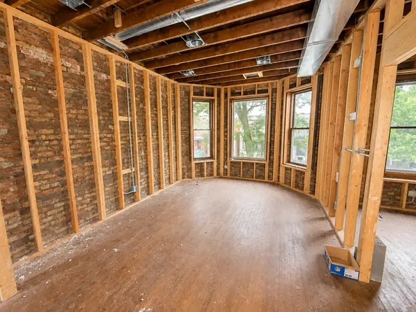 7139 S Saint Lawrence AVE, Chicago, IL 60619
