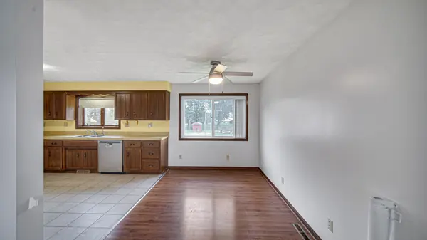 18320 Cline AVE, Lowell, IN 46356