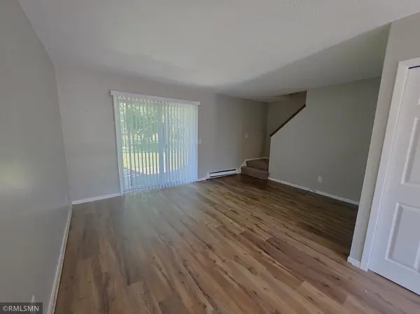 333 Odanah AVE #4C, New Richmond, WI 54017