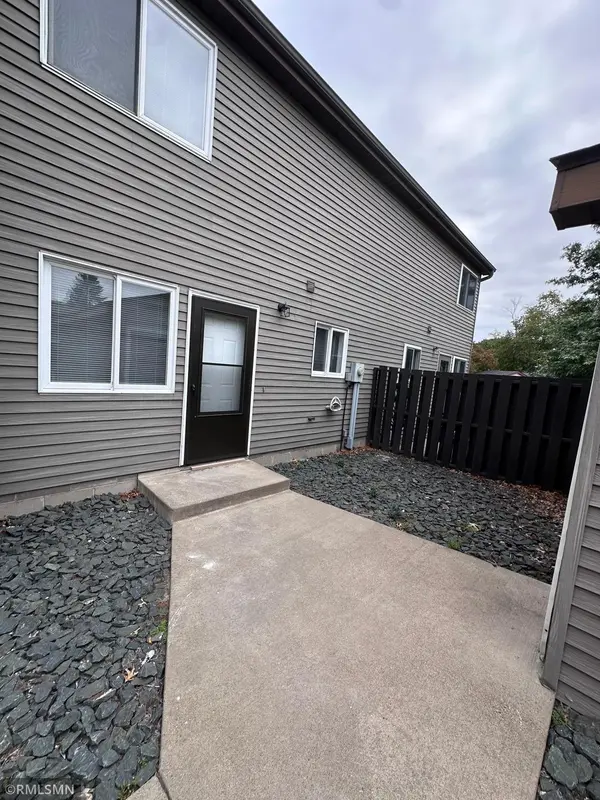 333 Odanah AVE #4C, New Richmond, WI 54017