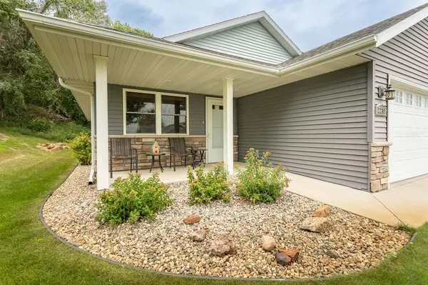 2211 Ridgedale DR SE, Alexandria, MN 56308