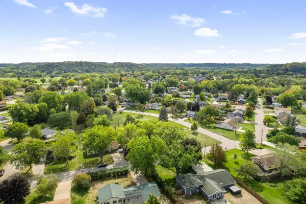 319 Cannon View DR, Red Wing, MN 55066