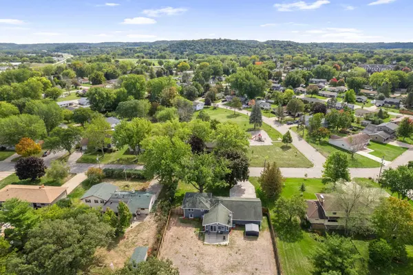 319 Cannon View DR, Red Wing, MN 55066